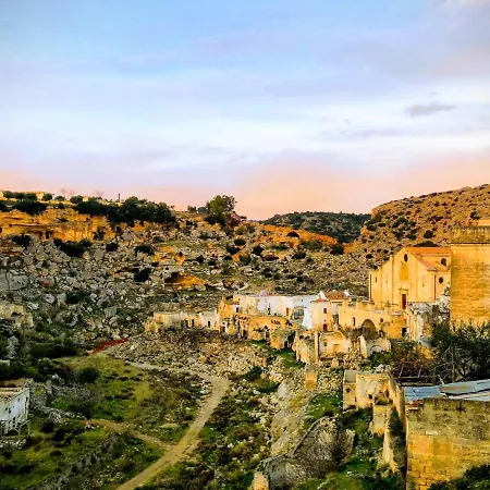 Contrada Cappuccini 3* Ginosa