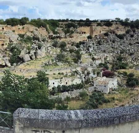 Contrada Cappuccini לינה וארוחת בוקר 3*